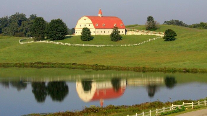Image of barn on large land